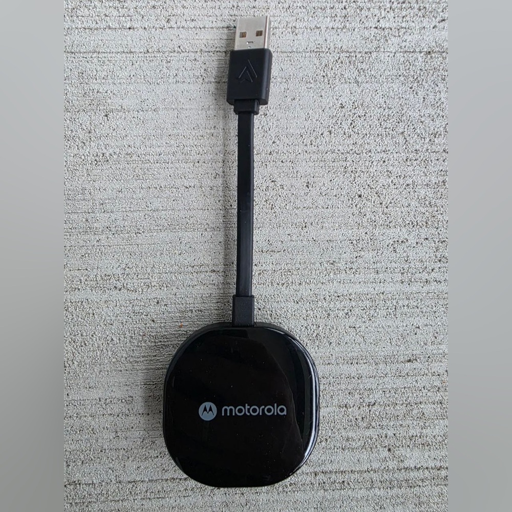 Motorola MA1 Wireless Android Auto Car Adapter USB